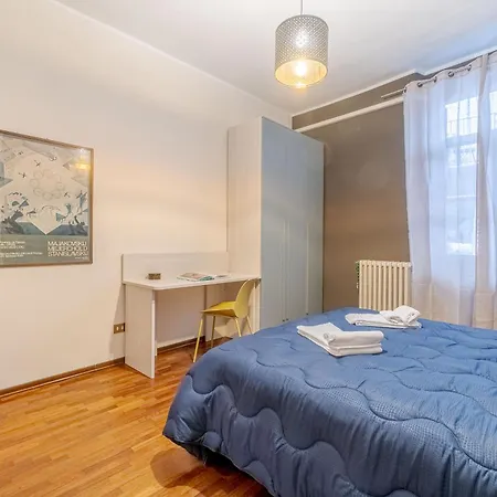 Guesthost - Quadrilatero Romano! Exclusive & Roomy *