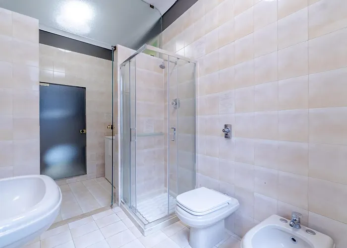 Apartament Guesthost - Quadrilatero Romano! Exclusive & Roomy