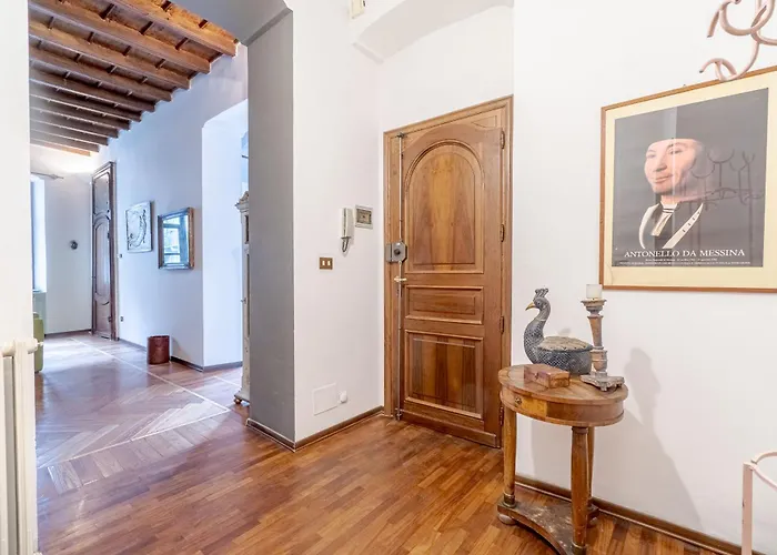 Guesthost - Quadrilatero Romano! Exclusive & Roomy * Turyn